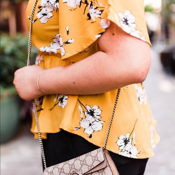 Floral blouse - Picture 2 of 3